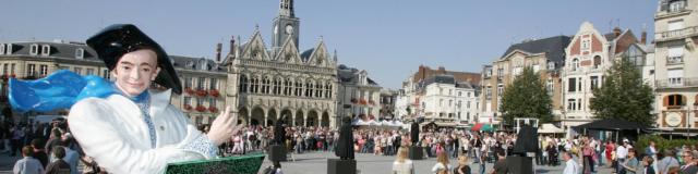 Place de l'Hôtel de Ville de Saint-Quentin