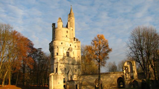 le-donjon-de-septmonts.jpg